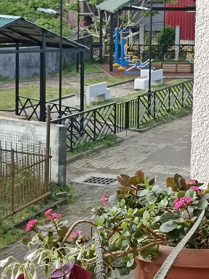 Mini Hotel On Guramishvili 22 Kobuleti ภายนอก รูปภาพ